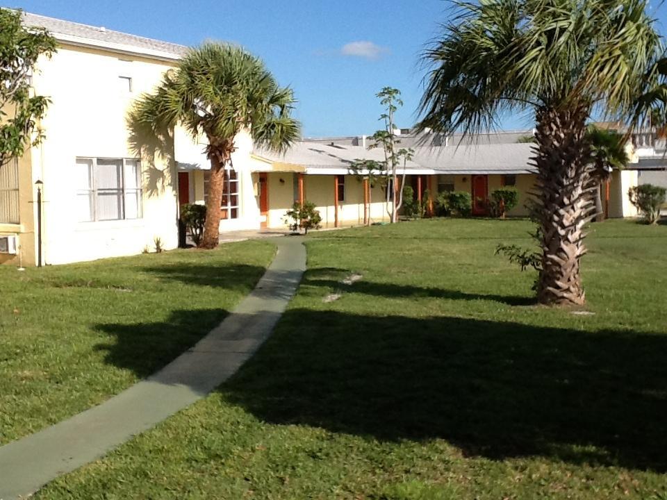 Sunset Inn- Fort Pierce, Fl Dış mekan fotoğraf