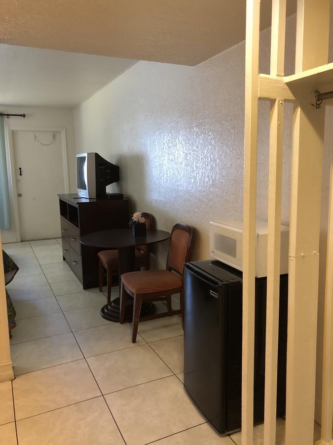 Sunset Inn- Fort Pierce, Fl Dış mekan fotoğraf