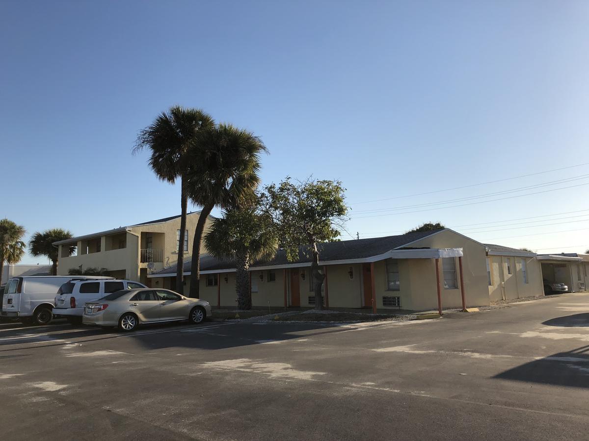 Sunset Inn- Fort Pierce, Fl Dış mekan fotoğraf
