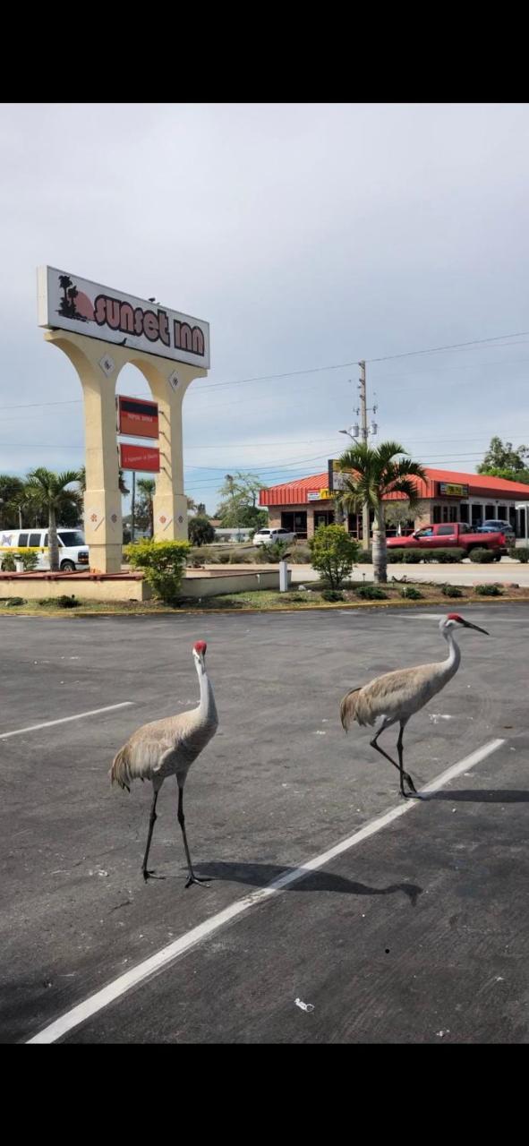 Sunset Inn- Fort Pierce, Fl Dış mekan fotoğraf